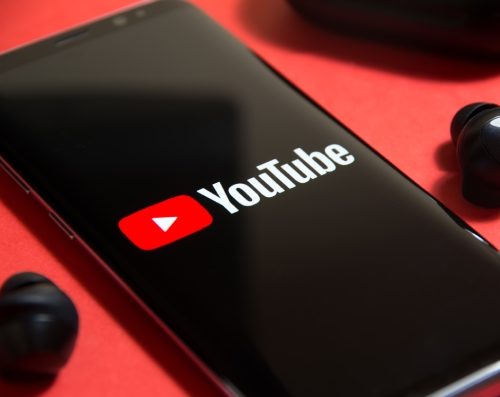 Android and iOS users will see a new design for the YouTube video player